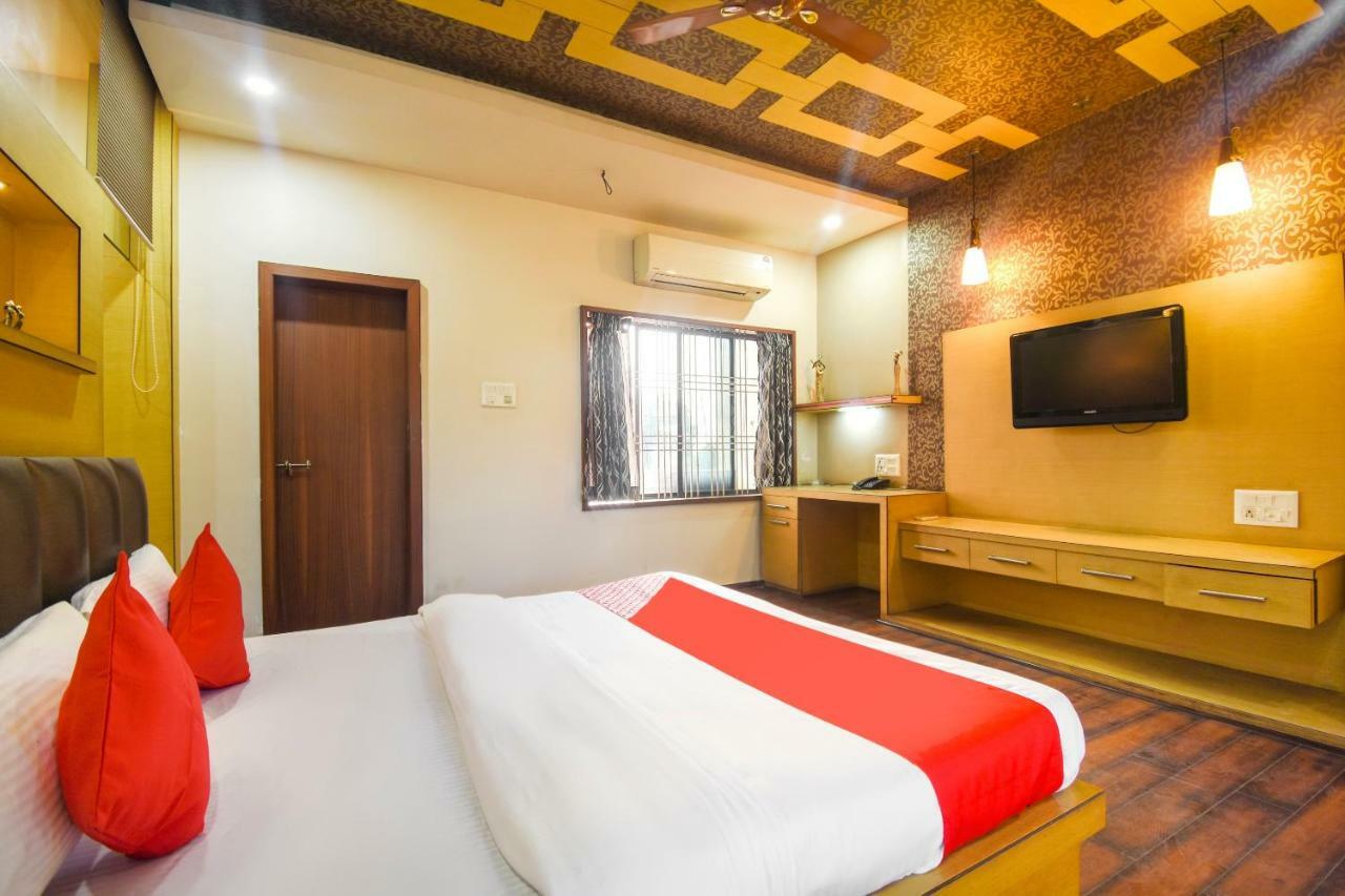 Oyo 47464 Hotel The Country Club Bilāspur Dış mekan fotoğraf